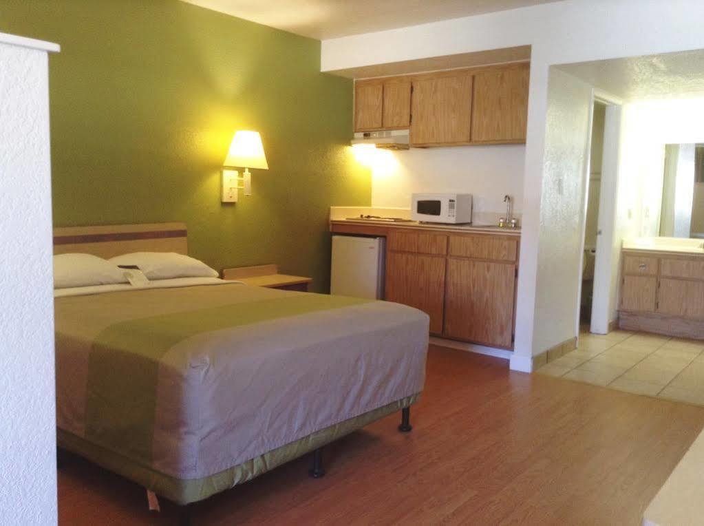 Motel 6 헤멧 외부 사진